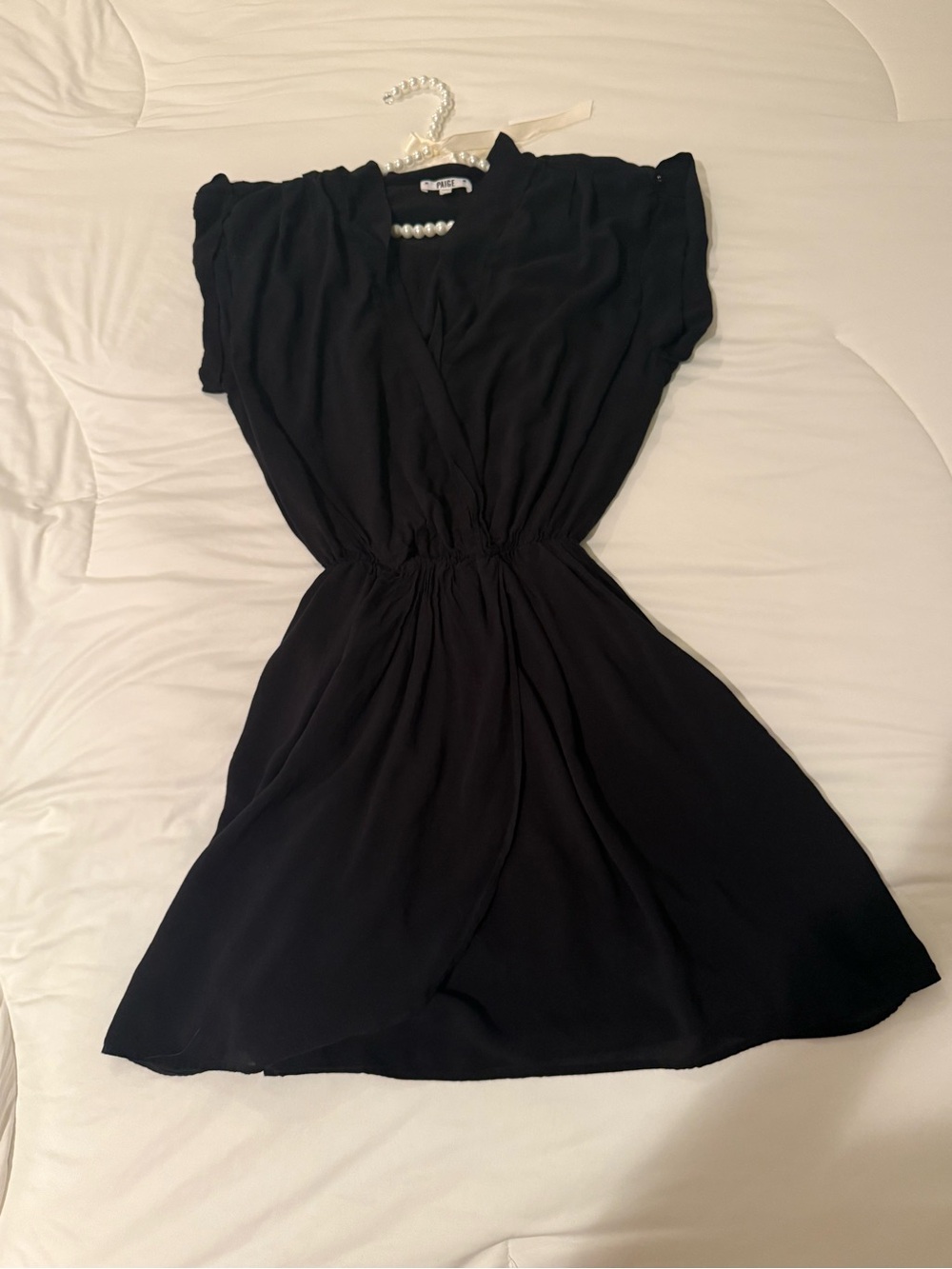 PAIGE Black Short-Sleeve Elastic Waist Dress